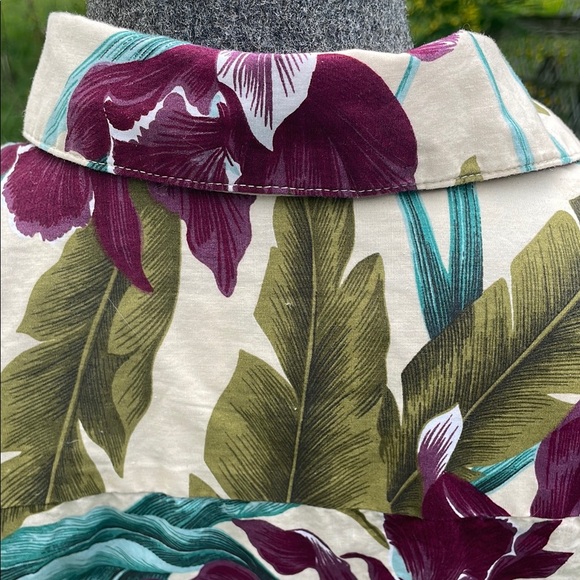 Tropical Floral Orchid Button-Up Shirt - Picture 9 of 14
